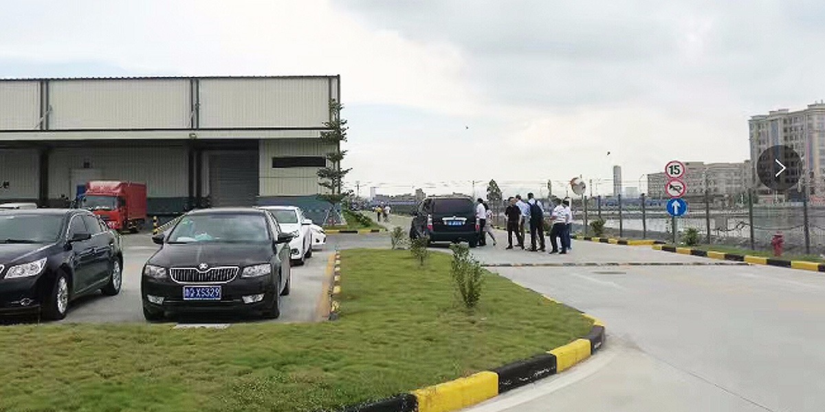 巨正源科技（項(xiàng)目內(nèi)容：高清監(jiān)控系統(tǒng)、公共布線、網(wǎng)絡(luò)、電話點(diǎn)安裝）